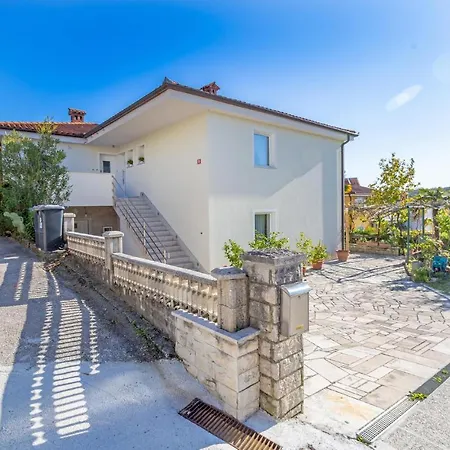 Beautiful Apartment In Lucija Lucija